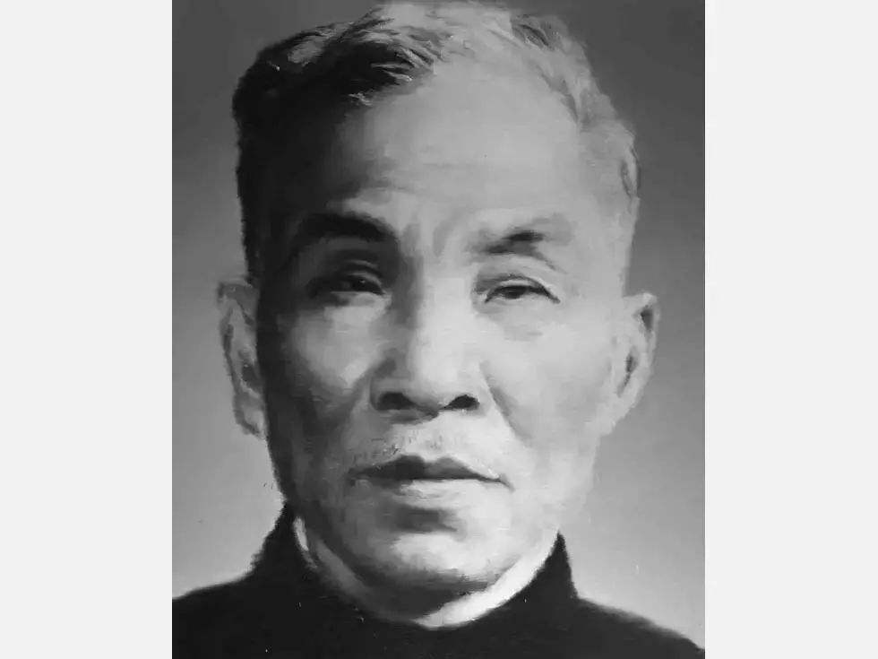 4月14日：翦伯贊出生