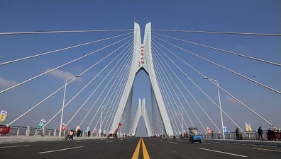 9月28日，桃花源大橋通車