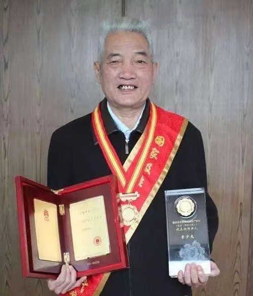 隆飛影視,宣傳片拍攝,專題片拍攝,隆飛影視文化傳播,常德紀(jì)錄片拍攝,宣傳片拍攝價(jià)格,沅澧美味167,常德梨園頌,梨園頌