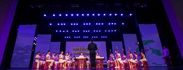 隆飛影視,宣傳片拍攝,專(zhuān)題片拍攝,隆飛影視文化傳播,常德紀(jì)錄片拍攝,宣傳片拍攝價(jià)格,沅澧美味167,常德梨園頌,梨園頌
